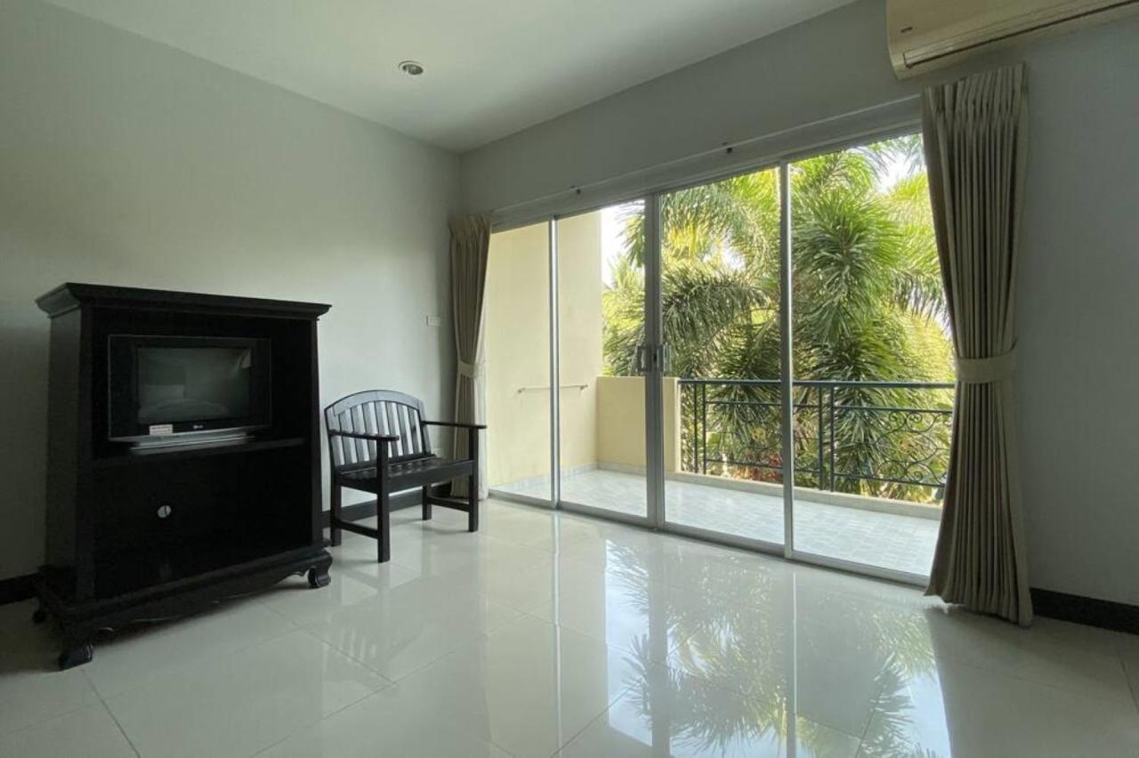 Apartamento C.A.P Mansion Phuket Exterior foto