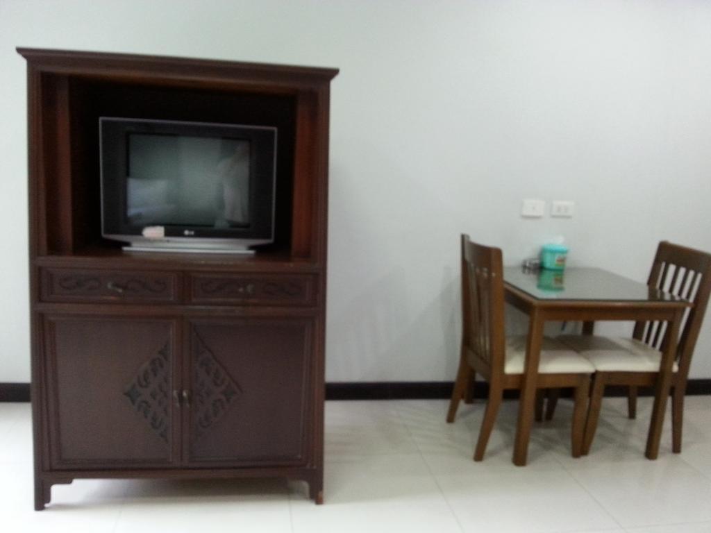 Apartamento C.A.P Mansion Phuket Exterior foto