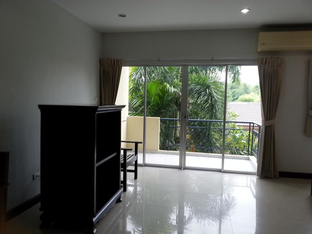 Apartamento C.A.P Mansion Phuket Exterior foto