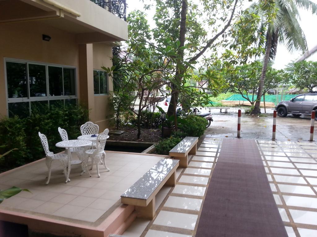 Apartamento C.A.P Mansion Phuket Exterior foto